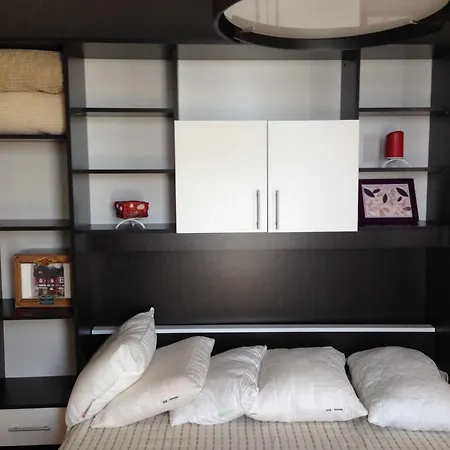 Apartment Tuthon Seaside Pomorie