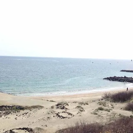 Tuthon Seaside Apartment *