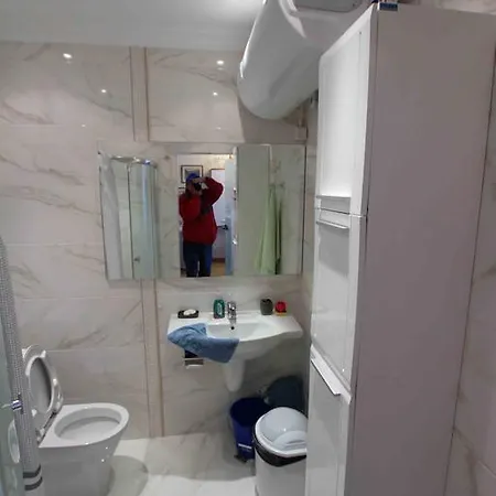 Tuthon Seaside Apartmán